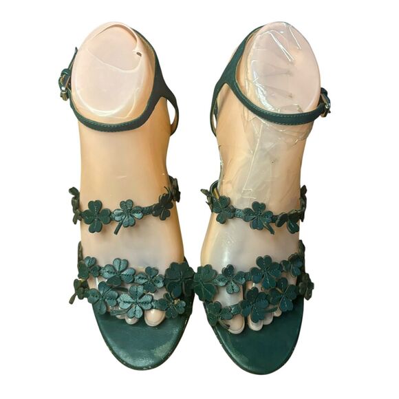 Valentino Green Leather Four Leaf Clover Appliquè Ankle Strap Sandals Size 38 - Picture 1 of 12